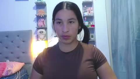 Snapshot of mommy_dulce chatting on 07.26.26 ANDREA online show from 07.26.26