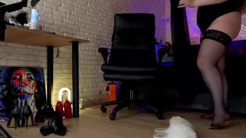 Snapshot of mommy_goddess chatting on 03.21.26 mommy_goddess online show from 03.21.26