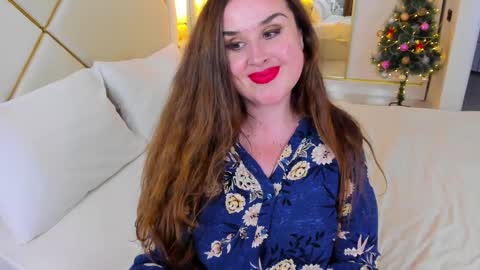 Mommynextdoor online show from 01.08.25