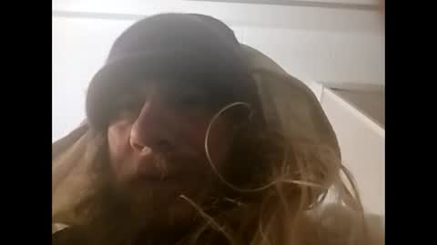 Snapshot of mommyissues2386 chatting on 12.05.24 Richard Sheridan online show from 12.05.24