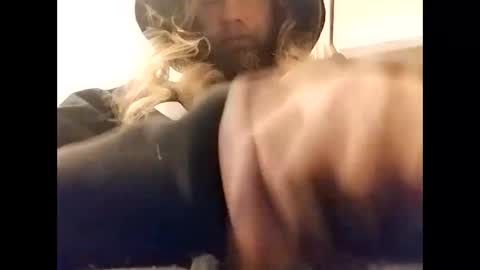 Snapshot of mommyissues2386 chatting on 02.07.25 Richard Sheridan online show from 02.07.25