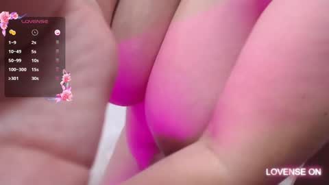 Daphne  online show from 03.07.25