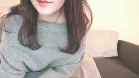 Momo online show from 12.05.24