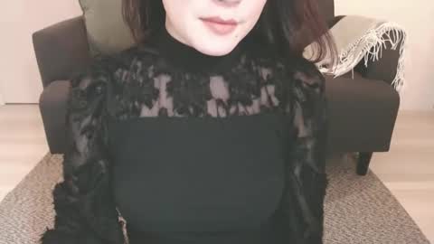 Momo online show from 12.26.24