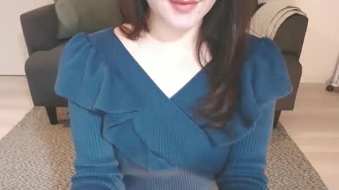 Momo online show from 02.28.25