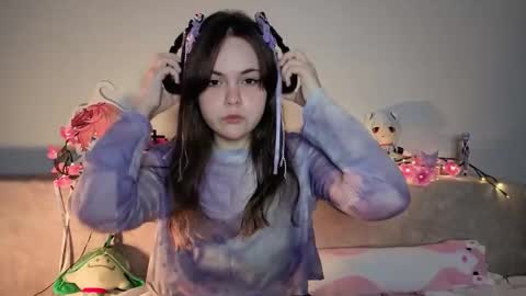 Momo online show from 03.05.26