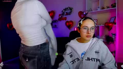 Mona  online show from 02.17.26