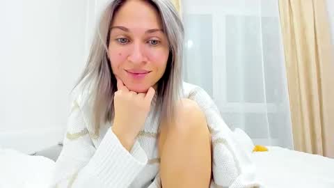 Mona online show from 02.05.25