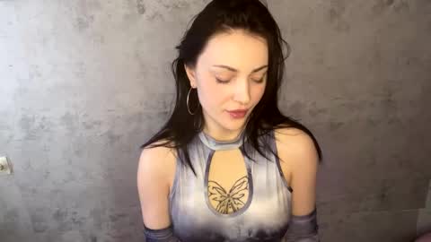 Snapshot of mona_fox chatting on 02.15.26 Mona online show from 02.15.26