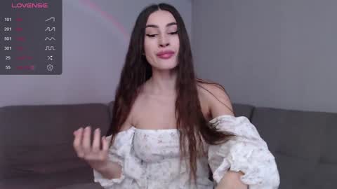 Snapshot of mona_saxxx chatting on 12.28.24 Hey Guys im Mona. PVT is Open Please Make me CUM online show from 12.28.24