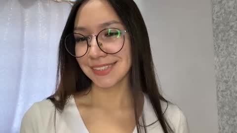 Mona online show from 10.12.25