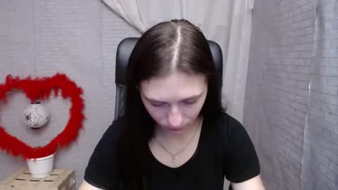 Snapshot of monakali chatting on 02.13.25 monakali online show from 02.13.25