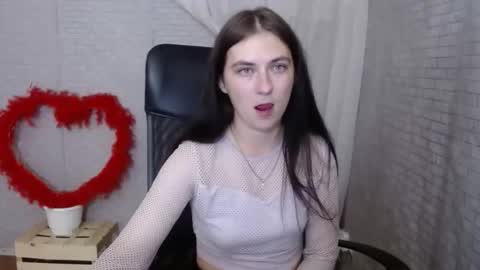 Snapshot of monakali chatting on 09.14.25 monakali online show from 09.14.25