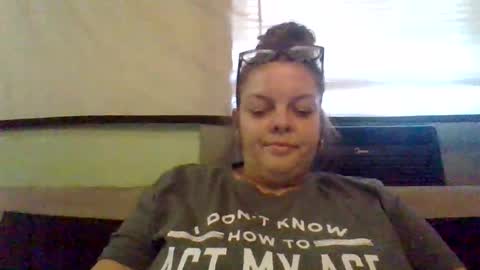 Snapshot of monamakeumoana88 chatting on 04.21.26 monamakeumoana88 online show from 04.21.26