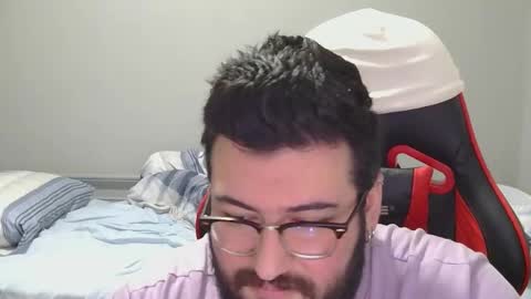 Snapshot of moneyman__24 chatting on 01.12.25 Mert online show from 01.12.25