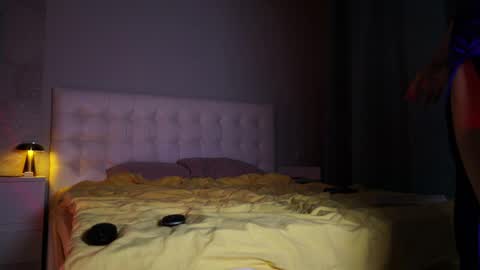 Monia Help me get 20000 subscribers online show from 03.30.26