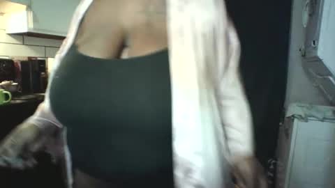 moni_simone online show from 10.07.25