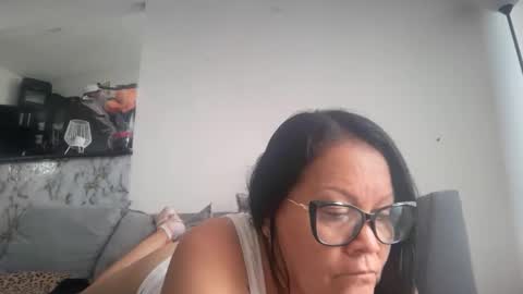Snapshot of monic2708 chatting on 05.12.26 monic2708 online show from 05.12.26