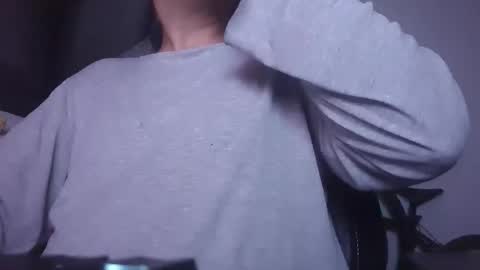 Snapshot of monica35milf chatting on 12.13.25 MonicaLuigi online show from 12.13.25