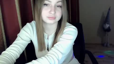 monica_211 online show from 02.07.25