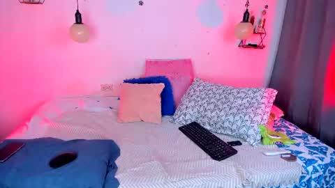 Snapshot of monica_bbw_ chatting on 06.25.26 aleja independent model online show from 06.25.26