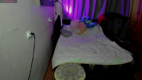 Monica Elder online show from 04.12.26