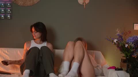 Snapshot of monica_law_ chatting on 10.04.25 monica_law_ online show from 10.04.25