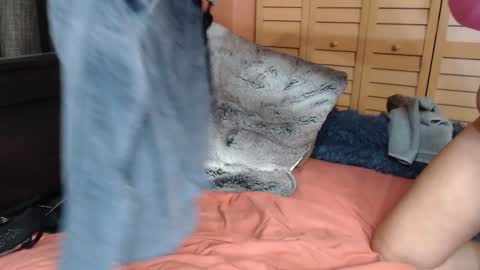 Monica Leigh online show from 02.04.25