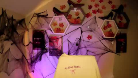 sweet girl and shine body online show from 10.02.25