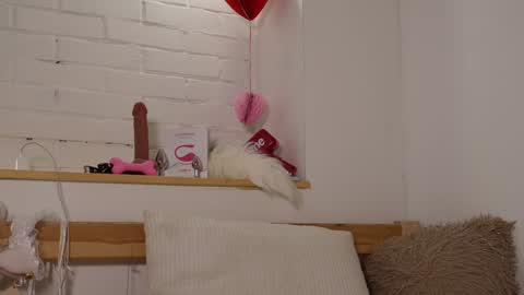 Snapshot of monicaasis chatting on 12.28.24 monicaasis online show from 12.28.24