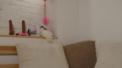 Snapshot of monicaasis chatting on 02.18.25 monicaasis online show from 02.18.25
