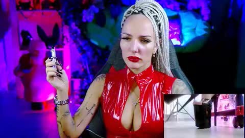 Snapshot of monicamaxwel chatting on 11.17.25 Monika online show from 11.17.25