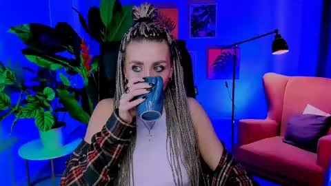 monicariley online show from 05.05.26