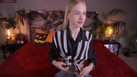  Monica  online show from 10.23.25