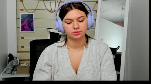 Monika online show from 01.21.25