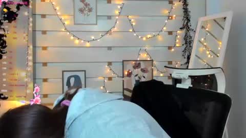 Monika online show from 01.08.26