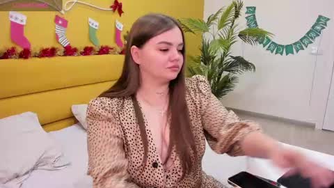 Monika online show from 12.25.24