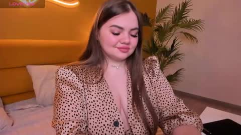 Monika online show from 02.05.25