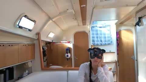 Monk and Mia online show from 04.14.26