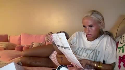 Snapshot of monroee777 chatting on 06.30.26 Monroee online show from 06.30.26