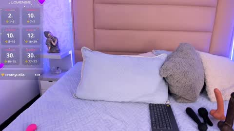 Adriana online show from 12.22.24