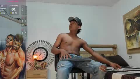 Snapshot of monsoon_the_best chatting on 04.23.26 monsoon_the_best online show from 04.23.26
