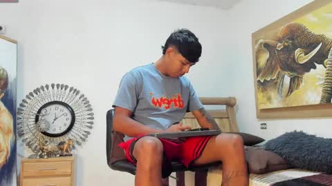 Snapshot of monsoon_the_best chatting on 05.04.26 monsoon_the_best online show from 05.04.26