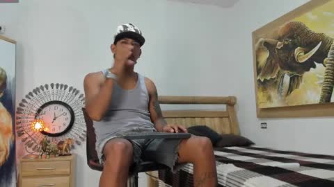 Snapshot of monsoon_the_best chatting on 05.17.26 monsoon_the_best online show from 05.17.26