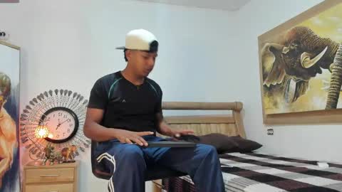 Snapshot of monsoon_the_best chatting on 05.19.26 monsoon_the_best online show from 05.19.26