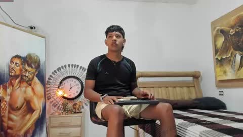 Snapshot of monsoon_the_best chatting on 05.27.26 monsoon_the_best online show from 05.27.26