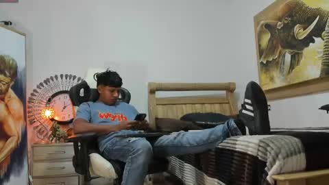 Snapshot of monsoon_the_best chatting on 06.05.26 monsoon_the_best online show from 06.05.26