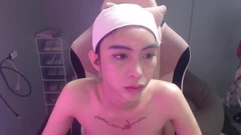 Snapshot of monstercockselfsuck chatting on 01.21.25 ELYSE A SIMPLE GIRL online show from 01.21.25