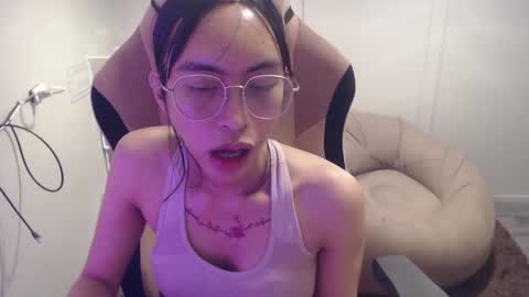 Snapshot of monstercockselfsuck chatting on 01.26.25 ELYSE A SIMPLE GIRL online show from 01.26.25