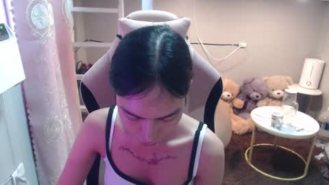 Snapshot of monstercockselfsuck chatting on 09.10.25 ELYSE A SIMPLE GIRL online show from 09.10.25